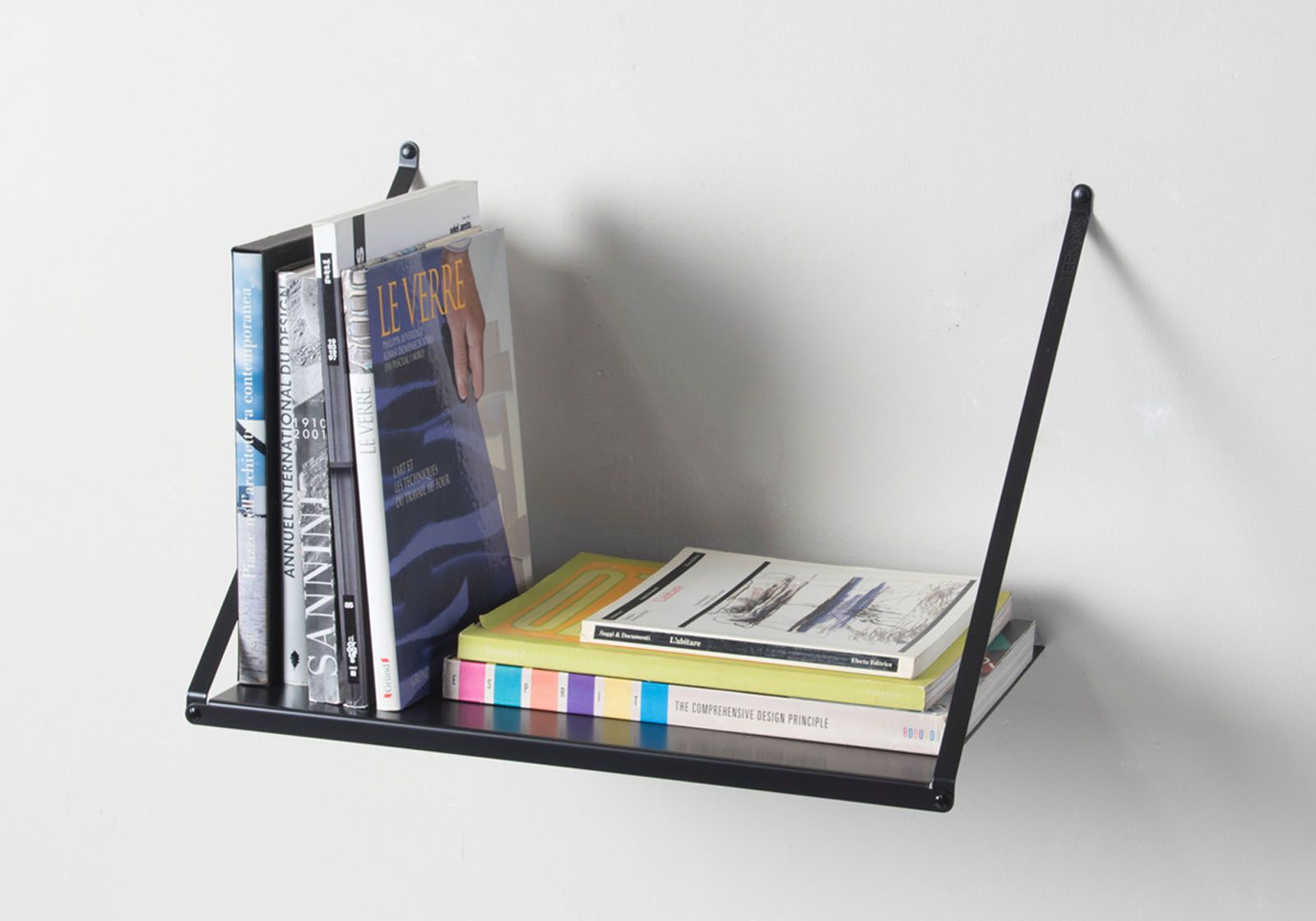 Hanging Wall Shelf 19.6 x 13.7 in - Black Hanging wall shelves - 1