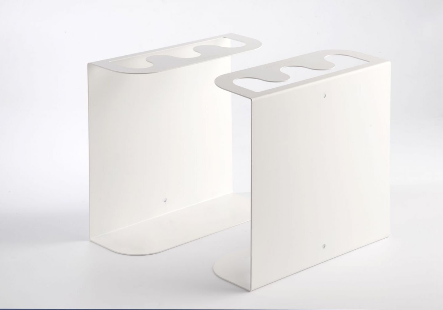 Wine wall shelves TEEwine