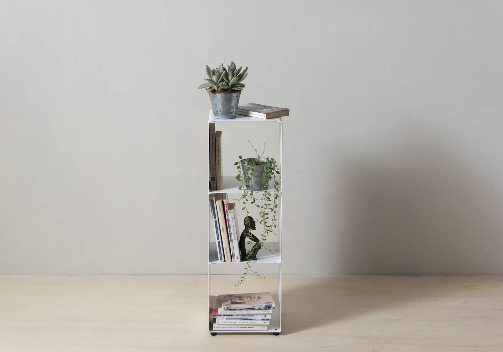Buy Cube shelf - Steel column storage - 3 shelves